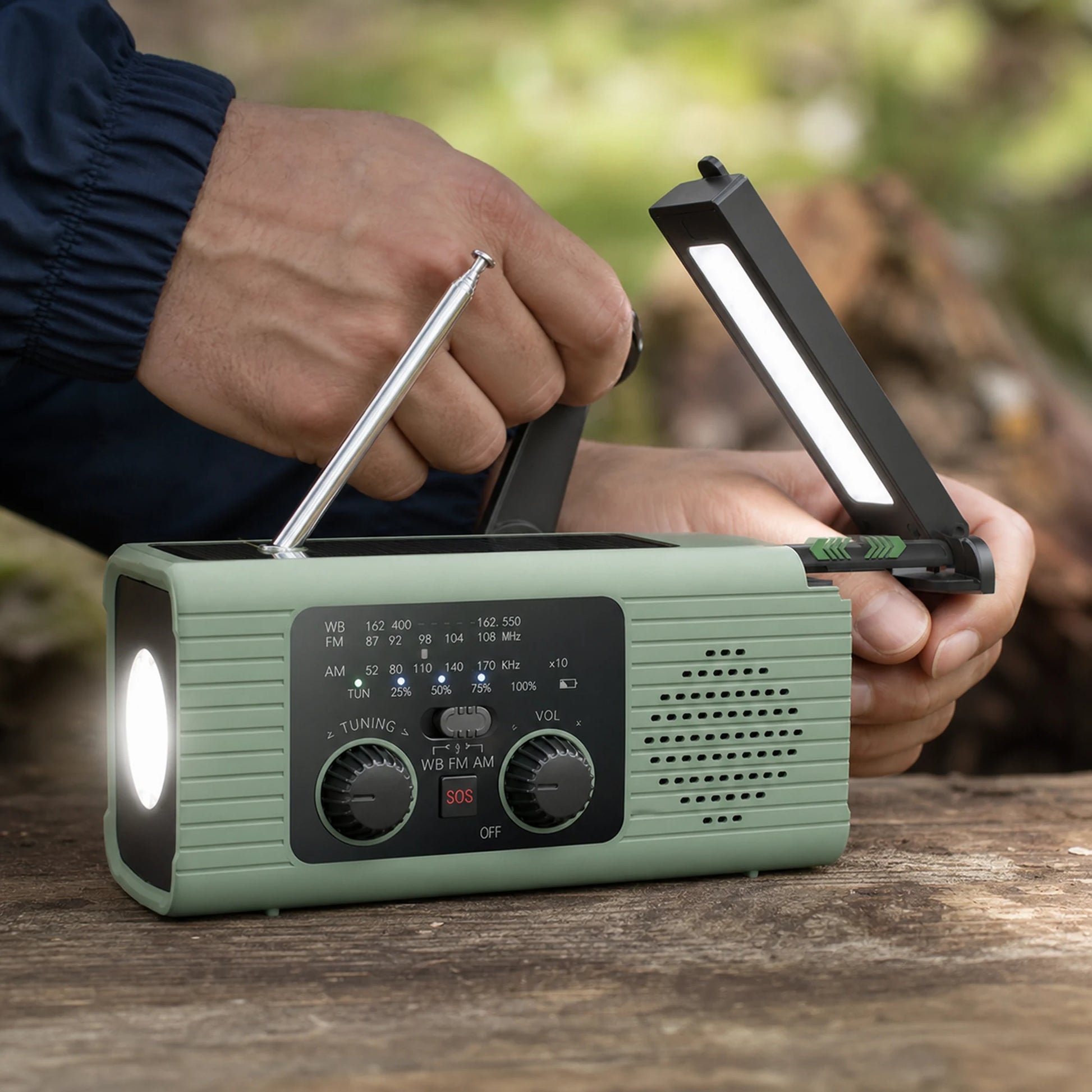 Solar Hand-Crank Emergency Radio